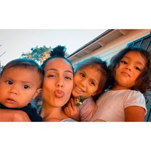 Meet your Posher, Jasmine